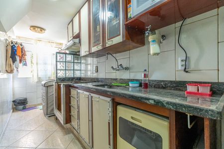 Apartamento à venda com 86m², 2 quartos e 2 vagasCozinha