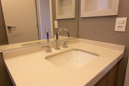 Apartamento à venda com 86m², 3 quartos e 2 vagasBanheiro da Suíte 2