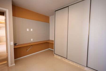 Apartamento para alugar com 58m², 2 quartos e 1 vagaSuíte