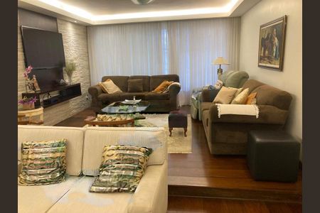 Casa à venda com 4 quartos, 340m² em Cursino, São Paulo