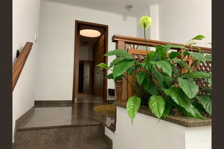 Casa à venda com 340m², 4 quartos e 5 vagas