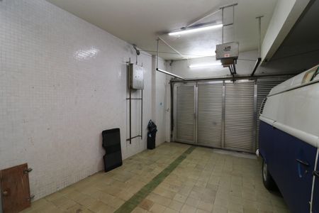 Casa à venda com 356m², 5 quartos e 3 vagasGaragem