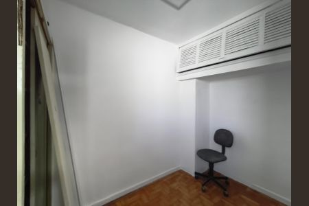 Apartamento à venda com 124m², 3 quartos e 1 vagaQuarto de Serviço