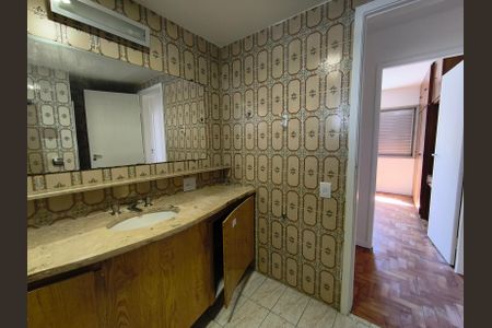 Apartamento à venda com 124m², 3 quartos e 1 vagaBanheiro da Suíte