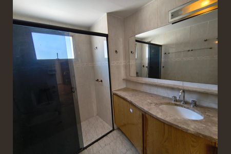 Apartamento à venda com 124m², 3 quartos e 1 vagaBanheiro 