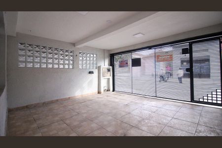 Casa para alugar com 180m², 3 quartos e 2 vagasÁrea comum