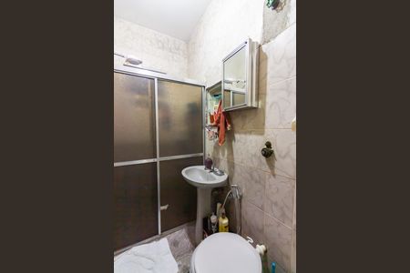 Casa à venda com 250m², 4 quartos e 4 vagasBanheiro Social