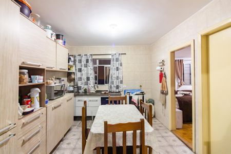 Casa à venda com 250m², 4 quartos e 4 vagasCozinha