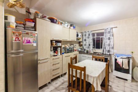 Casa à venda com 250m², 4 quartos e 4 vagasCozinha