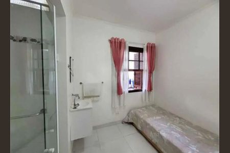 Casa à venda com 274m², 6 quartos e 5 vagasQuarto