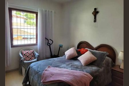 Casa à venda com 274m², 6 quartos e 5 vagasQuarto