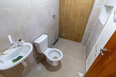 Apartamento para alugar com 60m², 2 quartos e sem vagaBanheiro