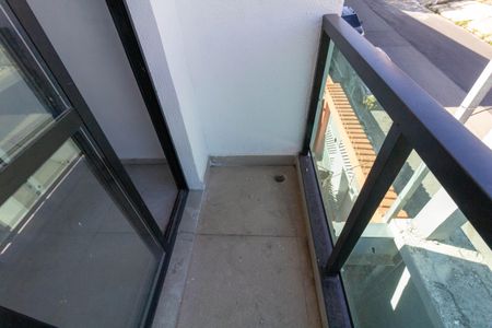 Apartamento para alugar com 60m², 2 quartos e sem vagaVaranda