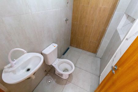 Apartamento para alugar com 60m², 2 quartos e sem vagaBanheiro