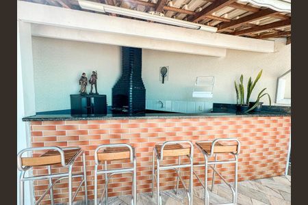 Casa à venda com 3 quartos, 350m² em Santa Maria, São Caetano do Sul