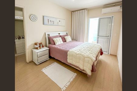 Casa à venda com 3 quartos, 350m² em Santa Maria, São Caetano do Sul