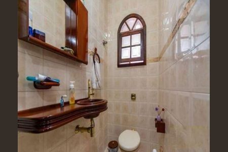 Casa à venda com 3 quartos, 316m² em Parque das Nações, Santo André