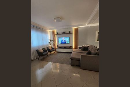 Casa à venda com 3 quartos, 187m² em Vila Alpina, Santo André