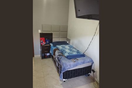 Casa à venda com 3 quartos, 118m² em Utinga, Santo André