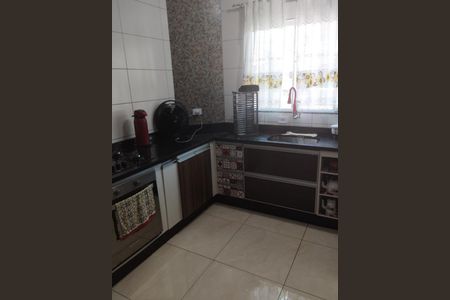 Casa à venda com 3 quartos, 118m² em Utinga, Santo André