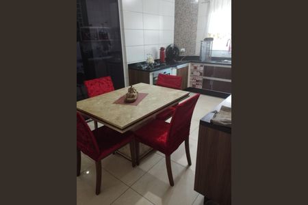 Casa à venda com 3 quartos, 118m² em Utinga, Santo André