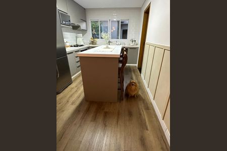 Casa à venda com 2 quartos, 173m² em Jardim Ocara, Santo André