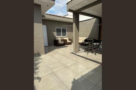 Casa à venda com 2 quartos, 173m² em Jardim Ocara, Santo André