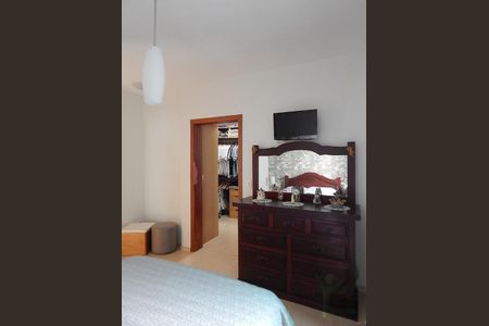 Casa à venda com 3 quartos, 340m² em Vila Floresta, Santo André