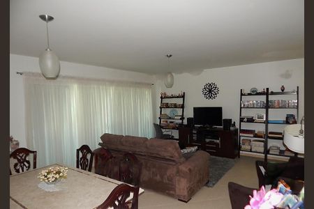 Casa à venda com 3 quartos, 340m² em Vila Floresta, Santo André