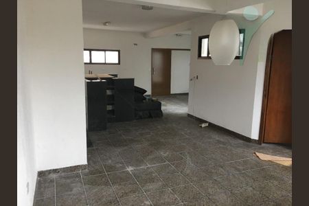 Casa à venda com 3 quartos, 126m² em Vila Scarpelli, Santo André