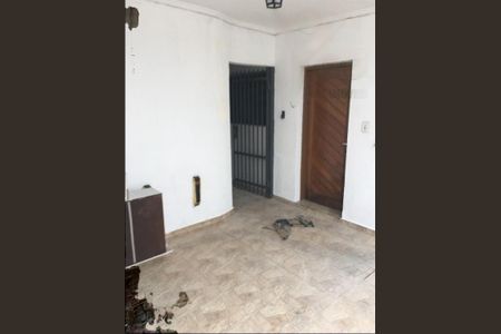 Casa à venda com 3 quartos, 126m² em Vila Scarpelli, Santo André