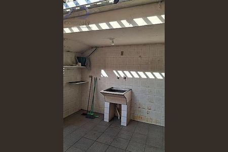 Casa à venda com 3 quartos, 170m² em Vila Brasilio Machado, São Paulo