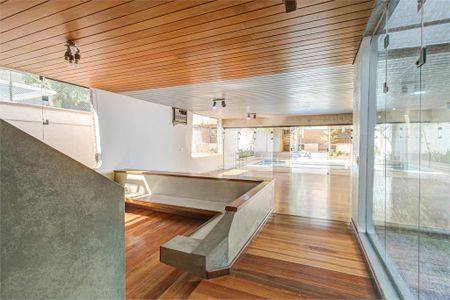 Casa à venda com 5 quartos, 595m² em Santo Amaro, São Paulo