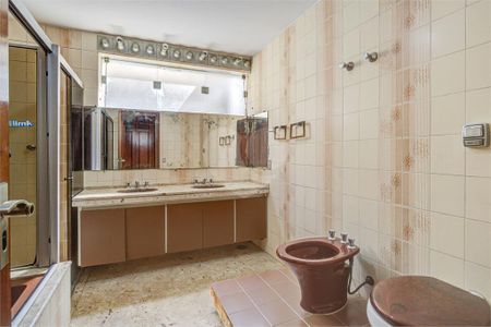 Casa à venda com 5 quartos, 595m² em Santo Amaro, São Paulo