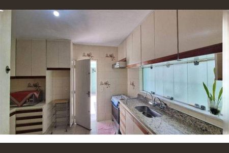 Casa à venda com 177m², 3 quartos e 2 vagas