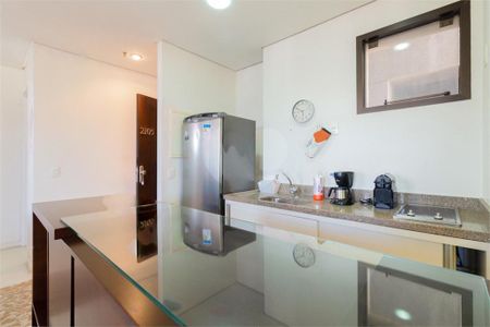 Apartamento à venda com 74m², 1 quarto e 2 vagas