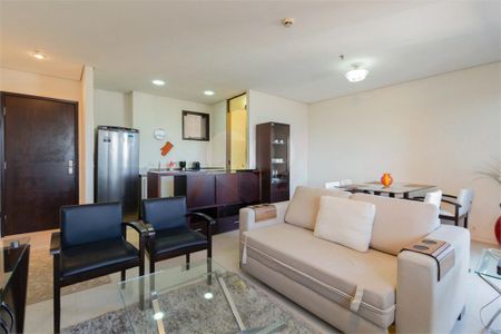 Apartamento à venda com 74m², 1 quarto e 2 vagas
