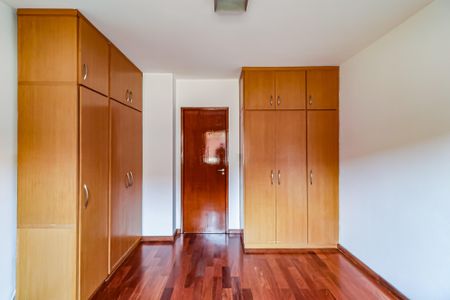 Casa de condomínio à venda com 113m², 2 quartos e 2 vagas Casa de condomínio à venda com 113m², 2 quartos e 2 vagasQuarto 01