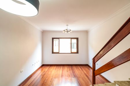 Casa de condomínio à venda com 113m², 2 quartos e 2 vagas Casa de condomínio à venda com 113m², 2 quartos e 2 vagasSala