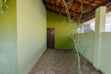 Casa à venda com 394m², 4 quartos e 3 vagasTerraço