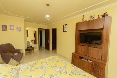 Casa à venda com 394m², 4 quartos e 3 vagasSuíte