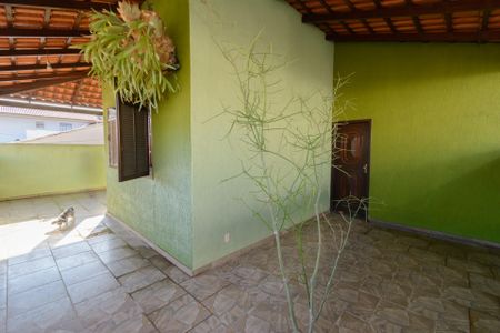 Casa à venda com 394m², 4 quartos e 3 vagasTerraço