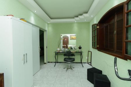 Casa à venda com 394m², 4 quartos e 3 vagasSala 3