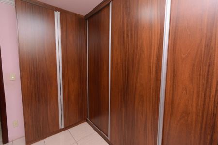Casa à venda com 394m², 4 quartos e 3 vagasQuarto 3 | Closet
