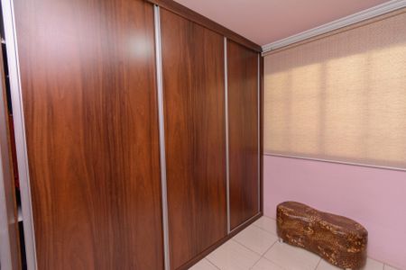Casa à venda com 394m², 4 quartos e 3 vagasQuarto 3 | Closet