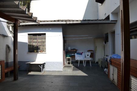 Casa à venda com 3 quartos, 140m² em Vila Cordeiro, São Paulo