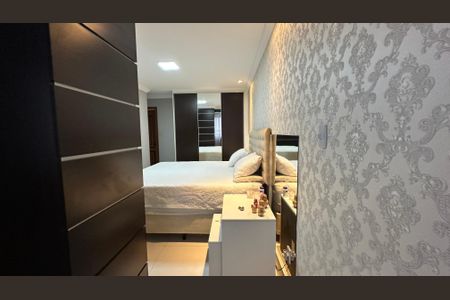 Apartamento para alugar com 300m², 4 quartos e 2 vagas Apartamento para alugar com 300m², 4 quartos e 2 vagasQuarto 4