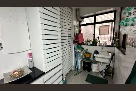 Apartamento para alugar com 300m², 4 quartos e 2 vagas Apartamento para alugar com 300m², 4 quartos e 2 vagasÁrea de Serviço