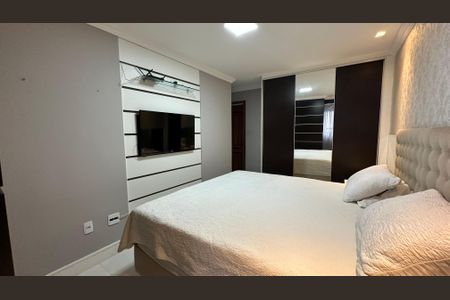 Apartamento para alugar com 300m², 4 quartos e 2 vagas Apartamento para alugar com 300m², 4 quartos e 2 vagasQuarto 4