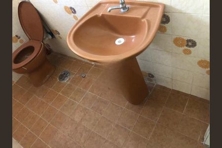 Casa à venda com 2 quartos, 120m² em Interlagos, São Paulo